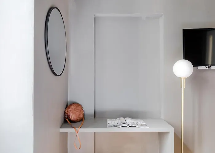 Pensión By Chloe 3*